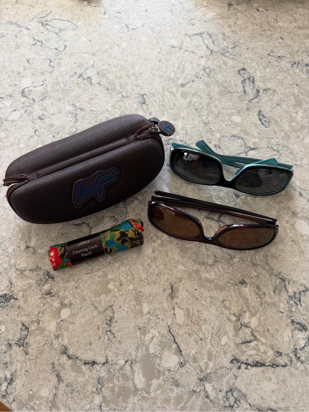 2 Pairs of Maui Jim Sunglasses with Case and Cleaning Cloth
